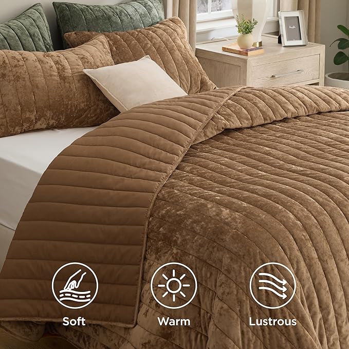 Bedsure Velvet Quilt Queen Size Set - Lightweight Velvet Comforter Queen, Luxury Bedspread Coverlet, Ultra-Soft Winter Bedding Set with 2 Pillow Shams, 90"x96", Caramel Gold