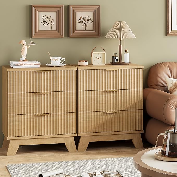 Fluted Nightstand, 24" Wide Side Table with 3 Large Storage Drawers, Mid Century Modern Wood Night Stand with Metal Handle, Wooden Bedside End Table for Bedroom, Living Room, Closet, Natural Oak