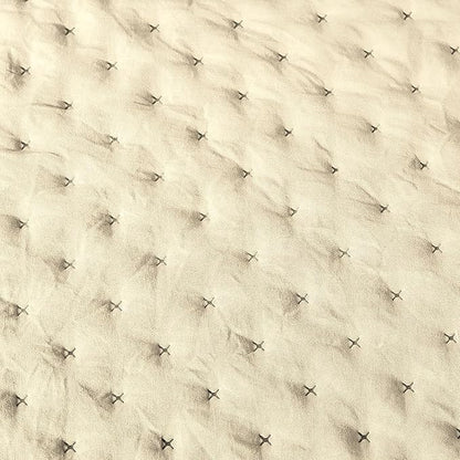 Amazon Basics Brushed Microfiber Quilt Set, Extra Soft with Natural Texture, 2-Piece,Twin/Twin XL, Beige