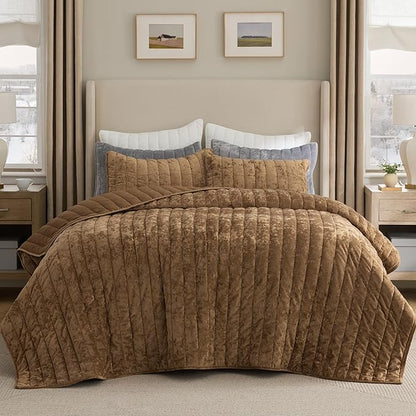 Bedsure Velvet Quilt Queen Size Set - Lightweight Velvet Comforter Queen, Luxury Bedspread Coverlet, Ultra-Soft Winter Bedding Set with 2 Pillow Shams, 90"x96", Caramel Gold