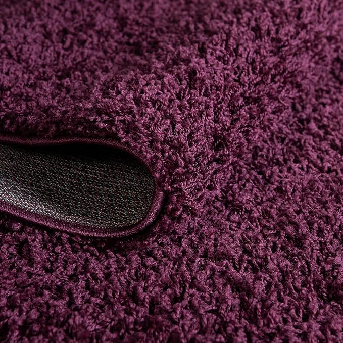 Unique Loom Solid Shag Collection Area Rug (5' 3" Round, Eggplant Purple)