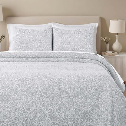 Superior 3 Piece Bedspread Set, Home Bed Decor, Decorative Bed Spread, 2 Pillow Shams, Medium Weight Blanket, Floral Matelasse Coverlet, Bedding Essentials, Enzy Collection, Queen, Silver