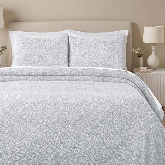 Superior 3 Piece Bedspread Set, Home Bed Decor, Decorative Bed Spread, 2 Pillow Shams, Medium Weight Blanket, Floral Matelasse Coverlet, Bedding Essentials, Enzy Collection, King, Silver