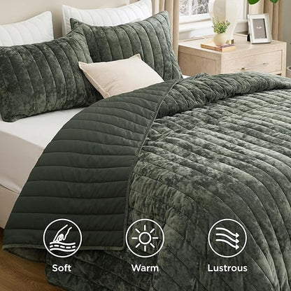 Bedsure Velvet Quilt King Size - 108"x96" Oversized King Size Comforter Set, Luxury Velvet Comforter Bedspread Coverlet, Ultra-Soft Winter Bedding Set with 2 Pillow Shams, Olive Green