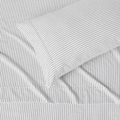 Amazon Basics Lightweight Super Soft Easy Care Wrinkle Free Microfiber 3 Piece Bed Sheet Set with 14-Inch Deep Pockets, Twin, Plum, Solid, Kids, Men & Women Bedding