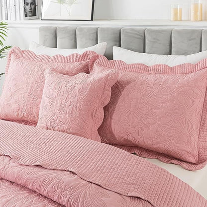 HoneiLife California King Quilt - Oversized King Bedspreads 128x120, 4-Piece Cal King Quilt Sets,Rustic Bedding Sets King Size,Reversible Coverlets Lightweight Bed Cover for All Season Use-Pink
