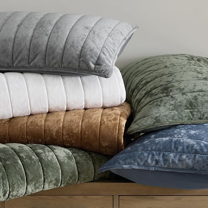 Bedsure Velvet Quilt Queen Size Set - Lightweight Velvet Comforter Queen, Luxury Bedspread Coverlet, Ultra-Soft Winter Bedding Set with 2 Pillow Shams, 90"x96", Caramel Gold