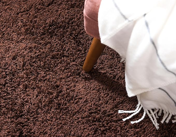 Unique Loom Solid Shag Collection Area Rug (2' 7" x 10' Runner, Chocolate Brown)